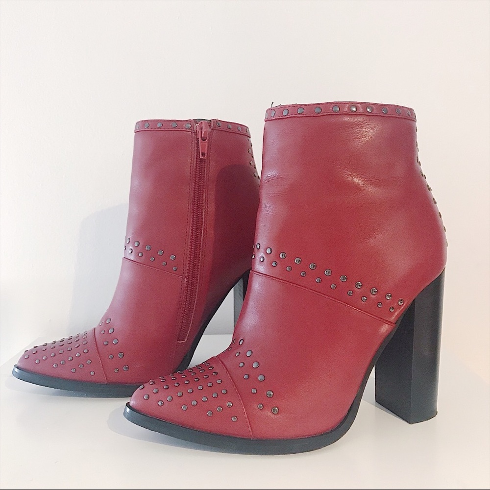 Steve Madden Booties